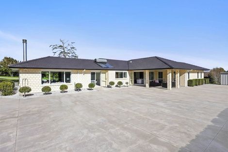Photo of property in 289 Old North Road, Kumeu, 0892