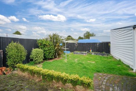 Photo of property in 83 Robertson Street, Richmond, Invercargill, 9810