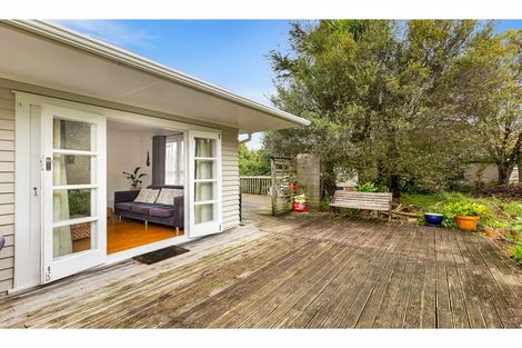 Photo of property in 77 Royal Road, Massey, Auckland, 0614