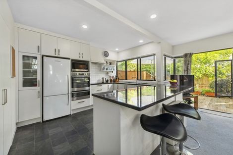 Photo of property in 28 Oceanbeach Road, Mount Maunganui, 3116