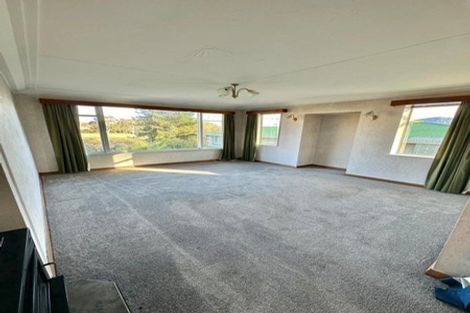 Photo of property in 16 Waldron Crescent, Green Island, Dunedin, 9018