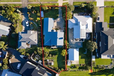 Photo of property in 33 The Crescent, Waihi Beach, 3611