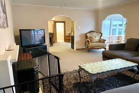 Photo of property in 13 Nutfield Lane, Cashmere, Christchurch, 8022