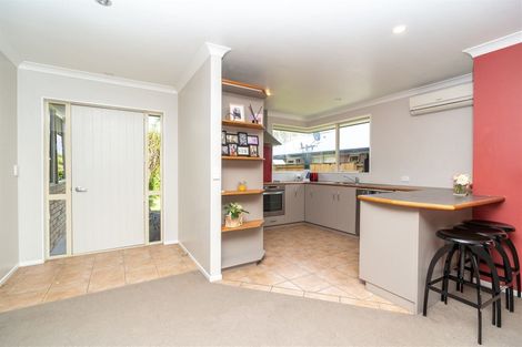 Photo of property in 62 Barrington Drive, Huntington, Hamilton, 3210