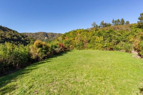 Photo of property in 246 Plateau Road, Te Marua, Upper Hutt, 5018