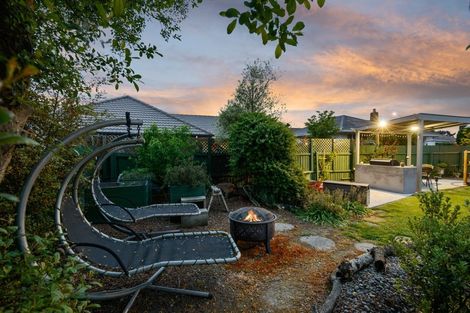 Photo of property in 76 Russley Road, Russley, Christchurch, 8042