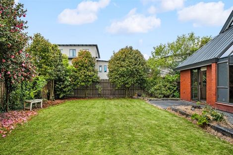 Photo of property in 306 Yaldhurst Road, Avonhead, Christchurch, 8042