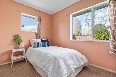 Photo of property in 2/17 Berwyn Avenue, Takanini, 2112