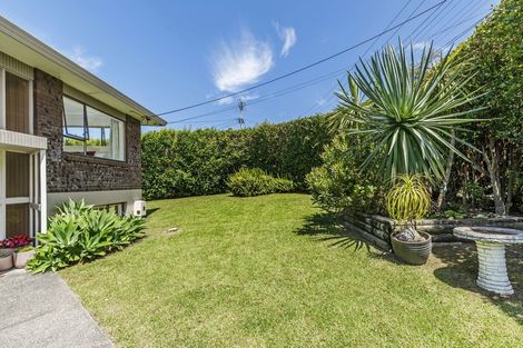 Photo of property in 1/15 Deep Creek Road, Waiake, Auckland, 0630