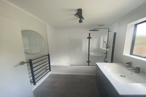 Photo of property in 15b Gribble Grove, Stokes Valley, Lower Hutt, 5019