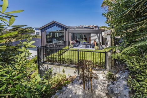 Photo of property in 3 Skysail Lane, Whitby, Porirua, 5024