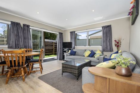 Photo of property in 41b Dickson Road, Papamoa Beach, Papamoa, 3118