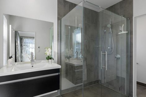 Photo of property in 4 O'dea Place, Burnside, Christchurch, 8053