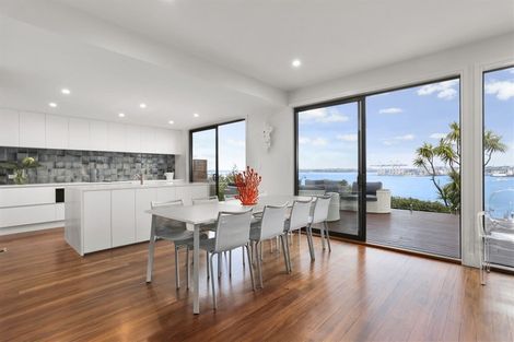 Photo of property in 79a Stanley Point Road, Stanley Point, Auckland, 0624