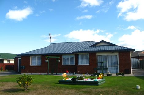 Photo of property in 13 Maple Grove, Mosgiel, 9024