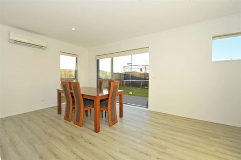 Photo of property in 33 William Dawson Crescent, Wigram, Christchurch, 8025