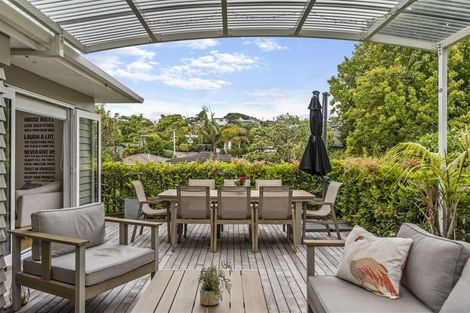 Photo of property in 3 Bevyn Street, Castor Bay, Auckland, 0620