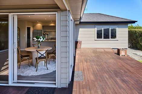 Photo of property in 107 Endeavour Drive, Whitby, Porirua, 5024