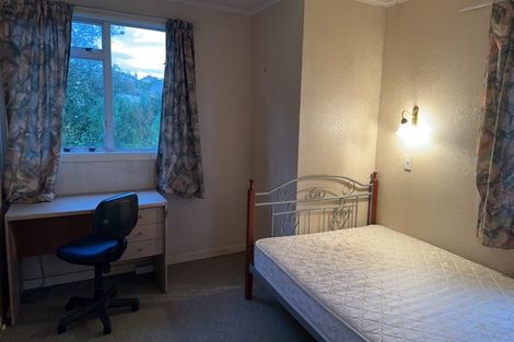 Photo of property in 15 Lewis Road, Pakuranga, Auckland, 2010