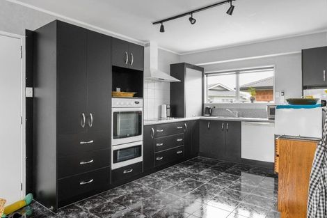 Photo of property in 113a Avalon Drive, Nawton, Hamilton, 3200