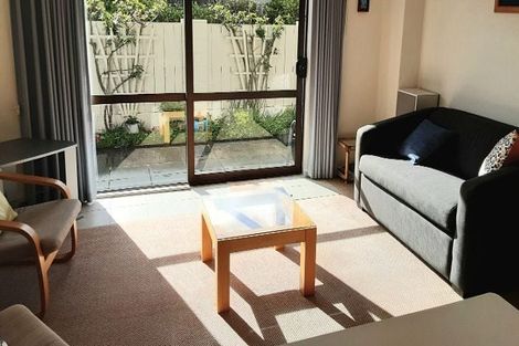 Photo of property in 1/40 Rothesay Bay Road, Rothesay Bay, Auckland, 0630