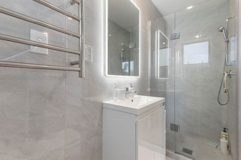 Photo of property in 6b Poruru Close, Papakura, 2110