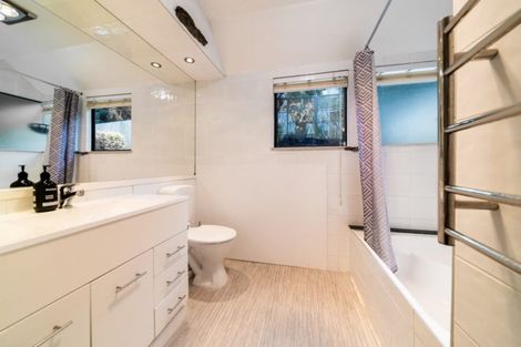 Photo of property in 128a Fernhill Road, Fernhill, Queenstown, 9300