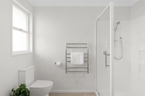 Photo of property in 9a Lilac Place, Otumoetai, Tauranga, 3110