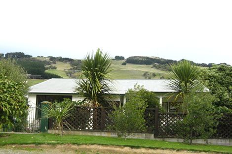 Photo of property in 4 Wharfdale Street, Macandrew Bay, Dunedin, 9014