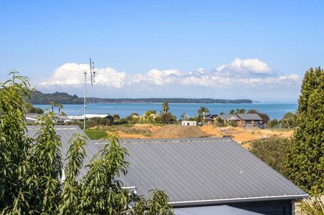 Photo of property in 134 Athenree Road, Athenree, Katikati, 3177