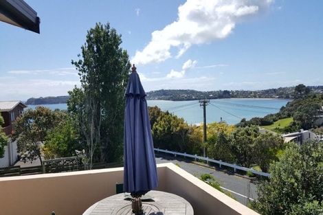 Photo of property in 2 Swann Beach Road, Stanmore Bay, Whangaparaoa, 0932