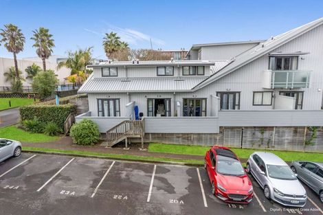 Photo of property in 22a/30 Westward Ho, Glen Eden, Auckland, 0602
