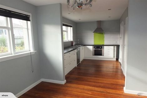 Photo of property in 106 Avonhead Road, Avonhead, Christchurch, 8042