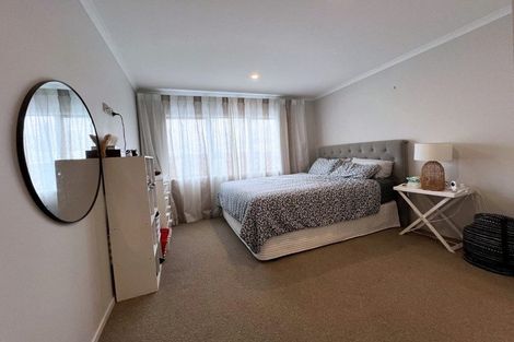 Photo of property in 14a Dida Park Drive, Kumeu, 0810