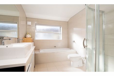 Photo of property in 3 Bangla Place, Massey, Auckland, 0614