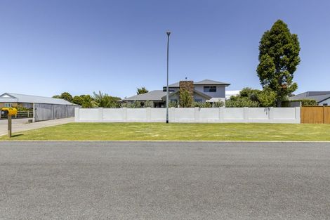 Photo of property in 22 Smith Street, Lepperton, New Plymouth, 4373