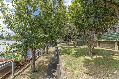 Photo of property in 4a Clerke Place, Marfell, New Plymouth, 4310