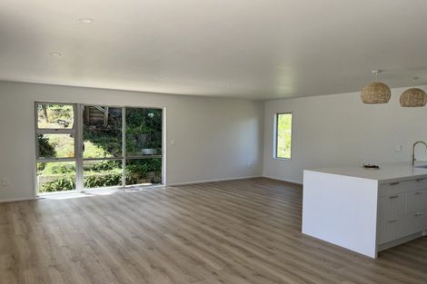 Photo of property in 6 Falla Street, Paraparaumu Beach, Paraparaumu, 5032