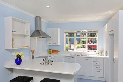 Photo of property in 22 Espalier Drive, Henderson, Auckland, 0612