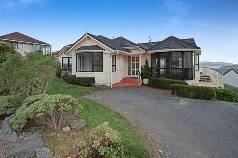 Photo of property in 38 Gurkha Crescent, Khandallah, Wellington, 6035