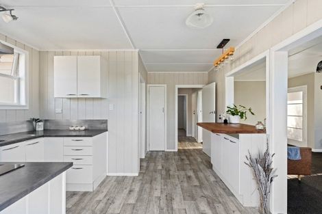 Photo of property in 452 Carrington Street, Upper Vogeltown, New Plymouth, 4310