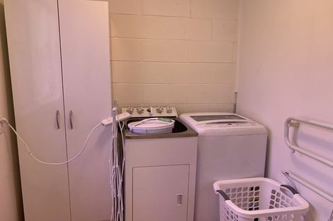 Photo of property in 16 Eruini Street, Waikanae Beach, Waikanae, 5036