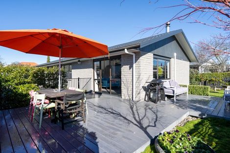 Photo of property in 147a Victoria Street, Cambridge, 3434