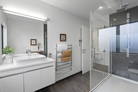 Photo of property in 16 Whitnall Street, Halswell, Christchurch, 8025