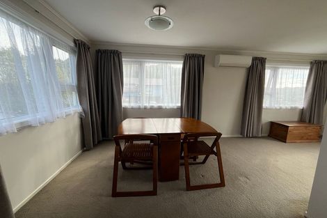 Photo of property in 30 Fitzpatrick Street, Newlands, Wellington, 6037