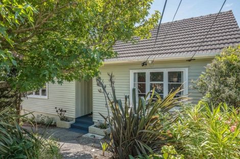 Photo of property in 8 Leveson Street, Strathmore Park, Wellington, 6022