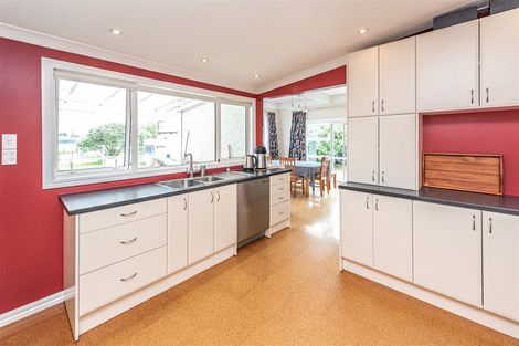 Photo of property in 107 Gonville Avenue, Gonville, Whanganui, 4501