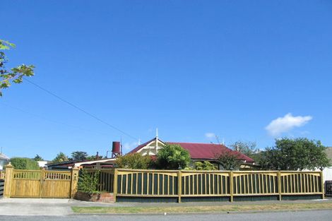 Photo of property in 2 John Street, Trentham, Upper Hutt, 5018