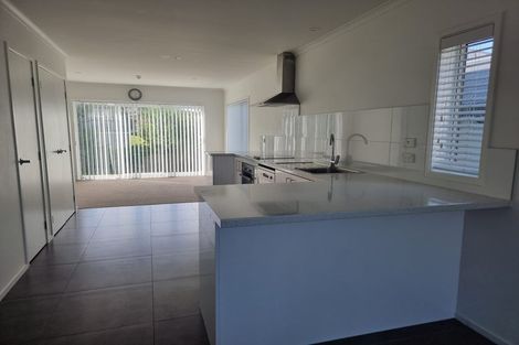 Photo of property in 58a Fairdene Avenue, Henderson, Auckland, 0610