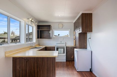 Photo of property in 27 Cargill Street, Levin, 5510